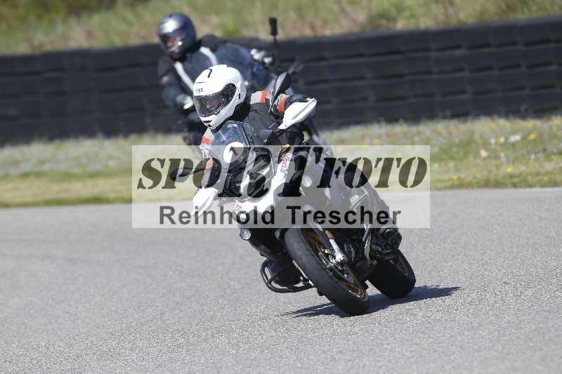 /01 02.04.2026 MAZ ADR/Gruppe gelb Gruppe gruen/1